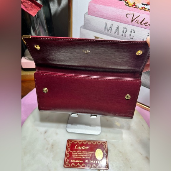 Must de Cartier Long Wallet kiss lock Leather Bordeaux Logo Gold Hardware EUC - Picture 7 of 13